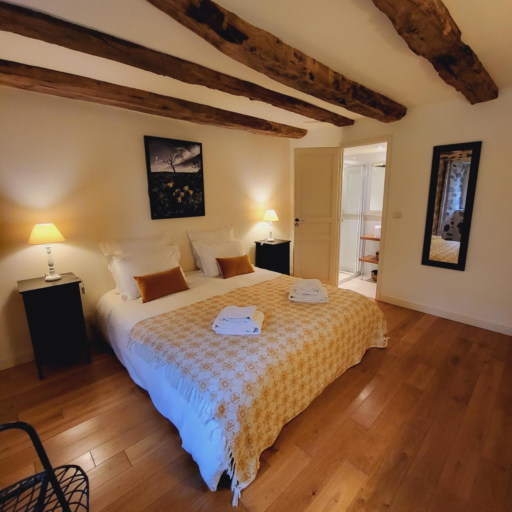 Le Mas De Rigoulac Chambre Zen Spa Sur Reservation Bouyssounouse Room photo